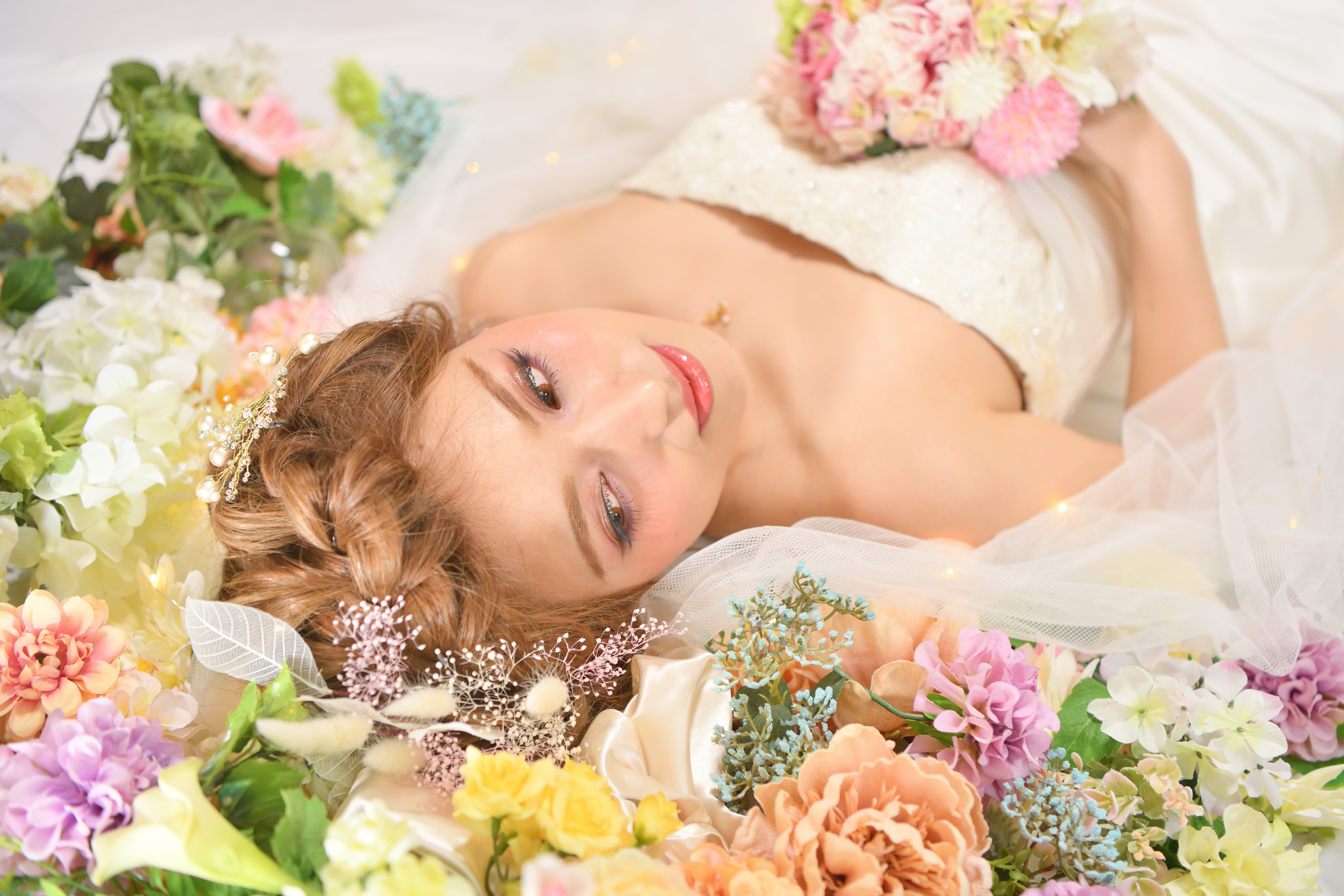 花に囲まれた写真 幻想的な写真 幻想的なポートレート ポートレート名古屋 ポートレート浜松